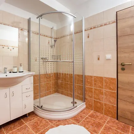 Konopiště Nová Myslivna Hotel 3*